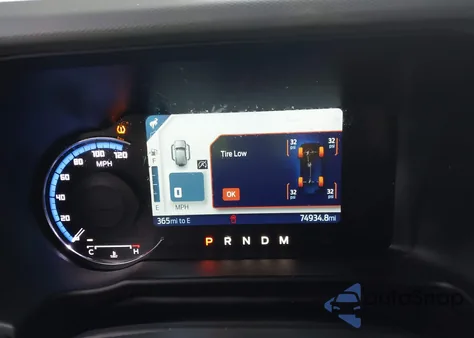 2023 Ford Bronco Black Diamond z USA, uszkodzony, nr VIN 1FMDE5BH2PLC02894